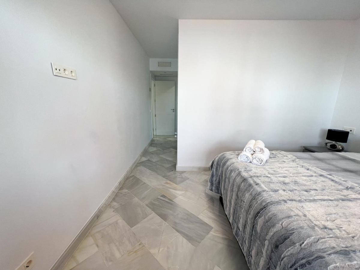 Luxury Three Bedroom Apartment At Estepona Exterior foto