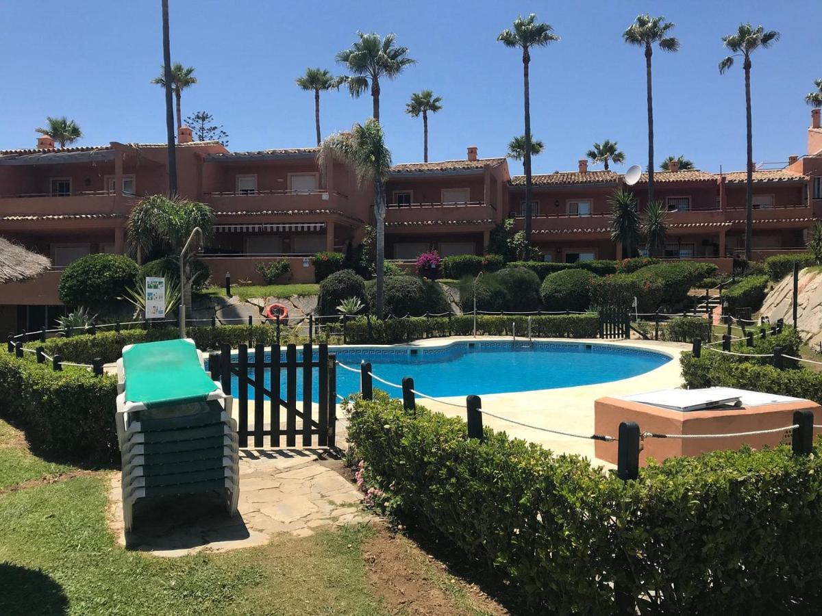 Luxury Three Bedroom Apartment At Estepona Exterior foto
